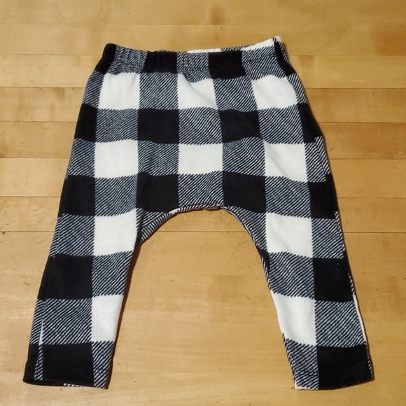 ⭐2/$20 ⭐ 12-18 month lot - Picture 5 of 6